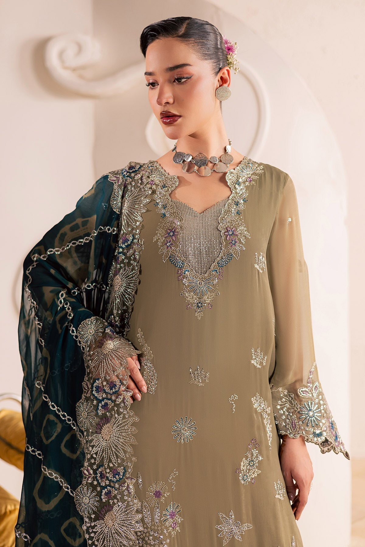 Nureh | Fancy Formal | NP-770
