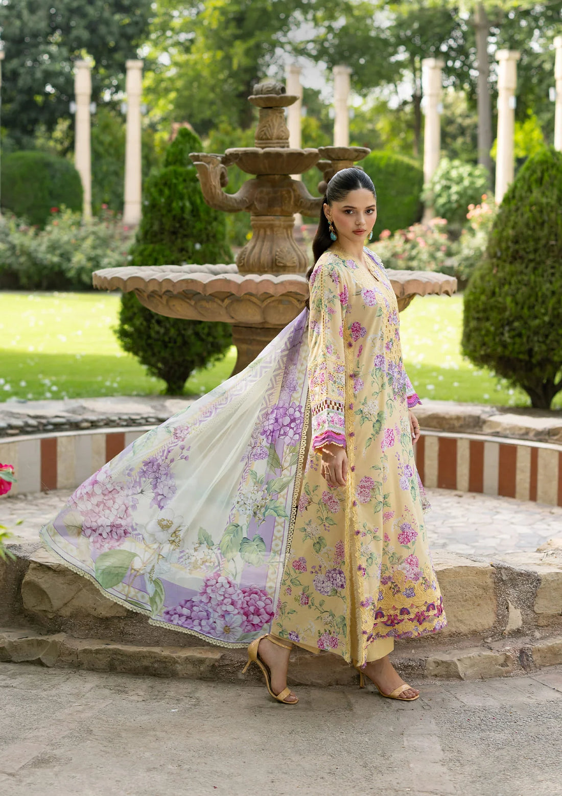 Elaf Premium | Signature Embroidered Lawn with Chiffon Collection 26 | ESG-7A STELLA