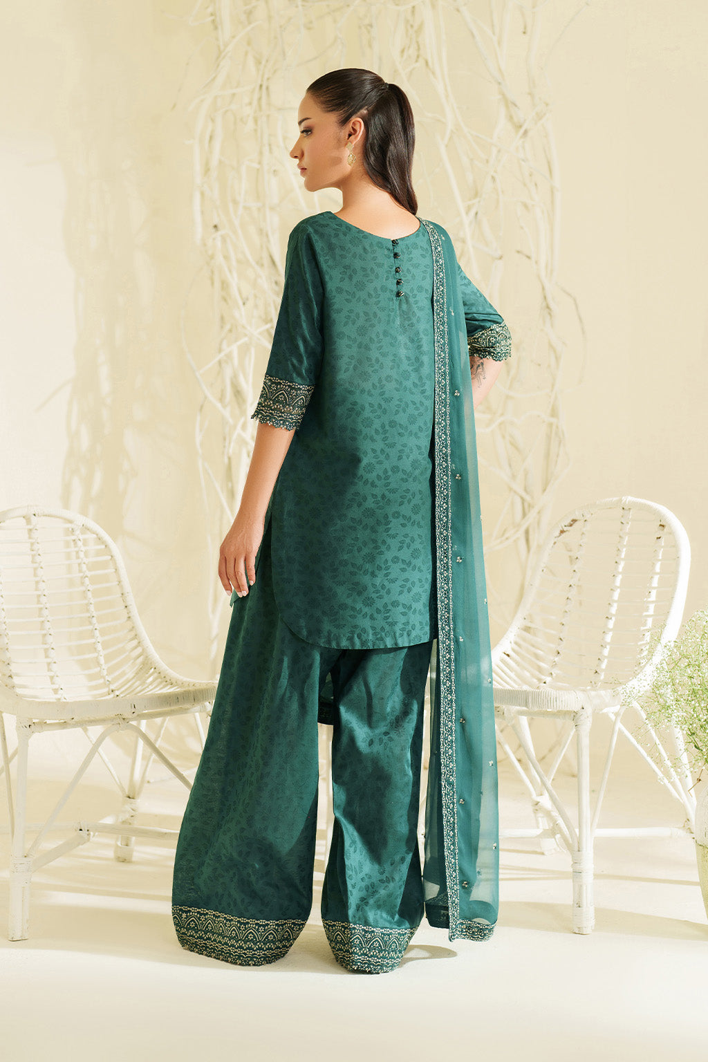 Iznik | lawn 26 | UE-647