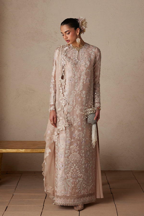 Suffuse | Freeshia Wedding Formals | Sarv
