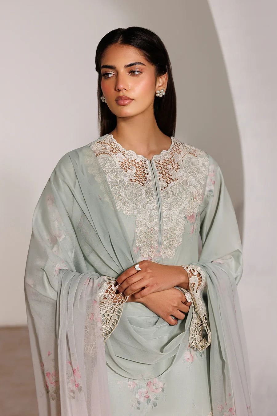 Iznik | Printed lawn vol II | UE-633 Printed Lawn