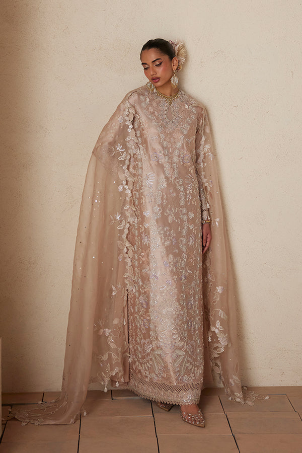Suffuse | Freeshia Wedding Formals | Sarv