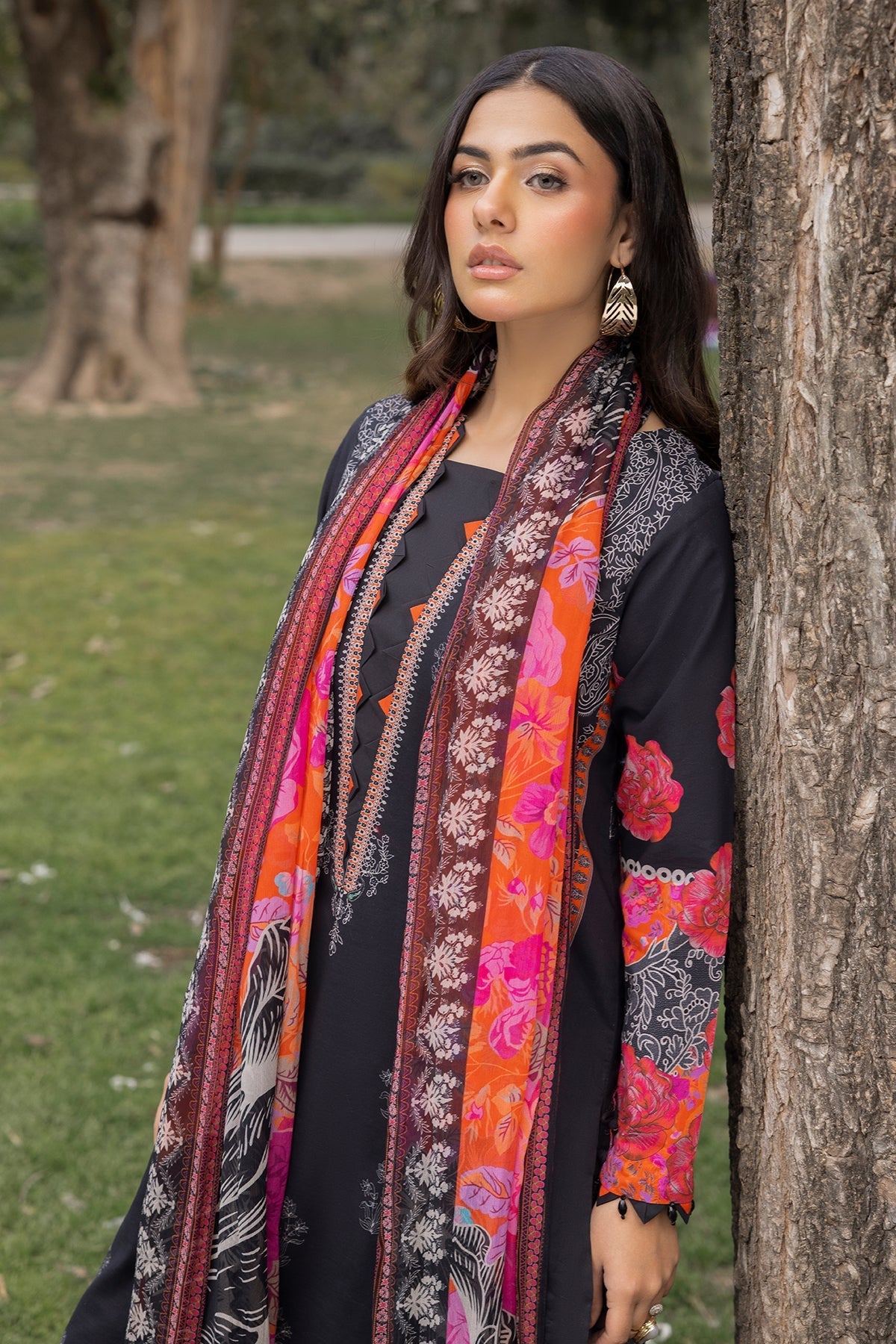 Charizma | C prints Lawn | CP5-18