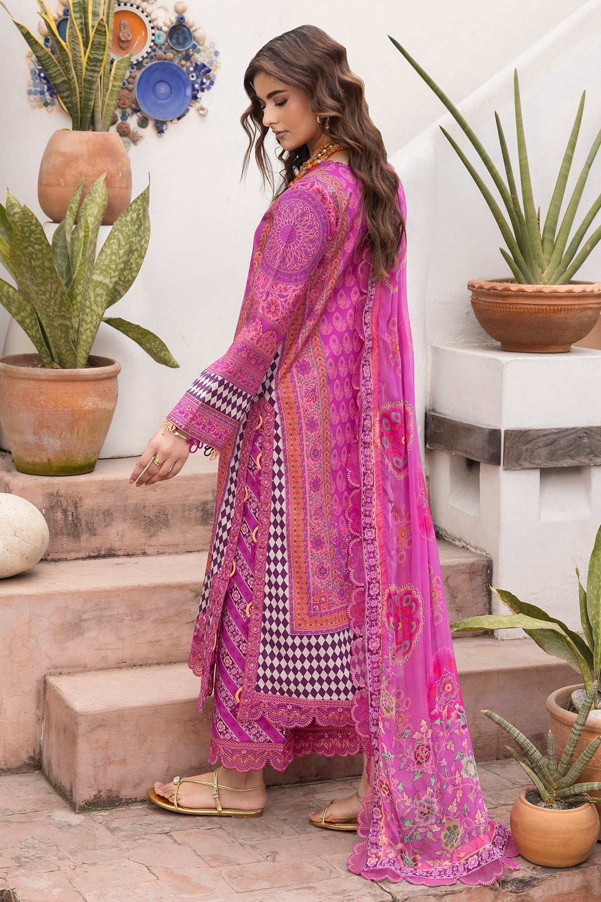 Charizma | Andaaz Lawn 26 | CAD6-09