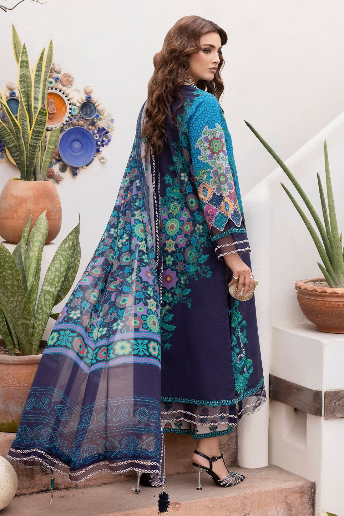 Charizma | Andaaz Lawn 26 | CAD6-03