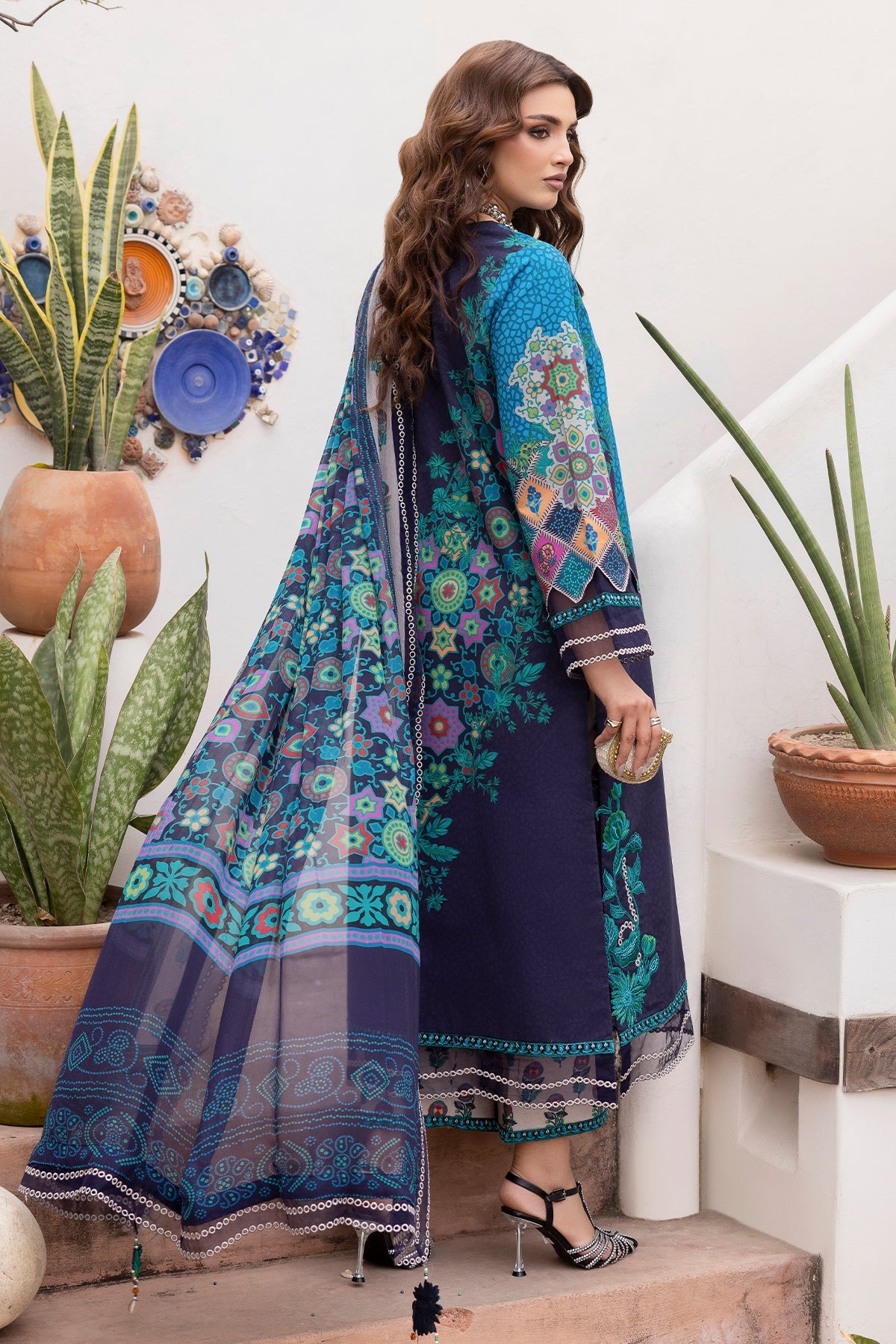 Charizma | Andaaz Lawn 26 | CAD6-03