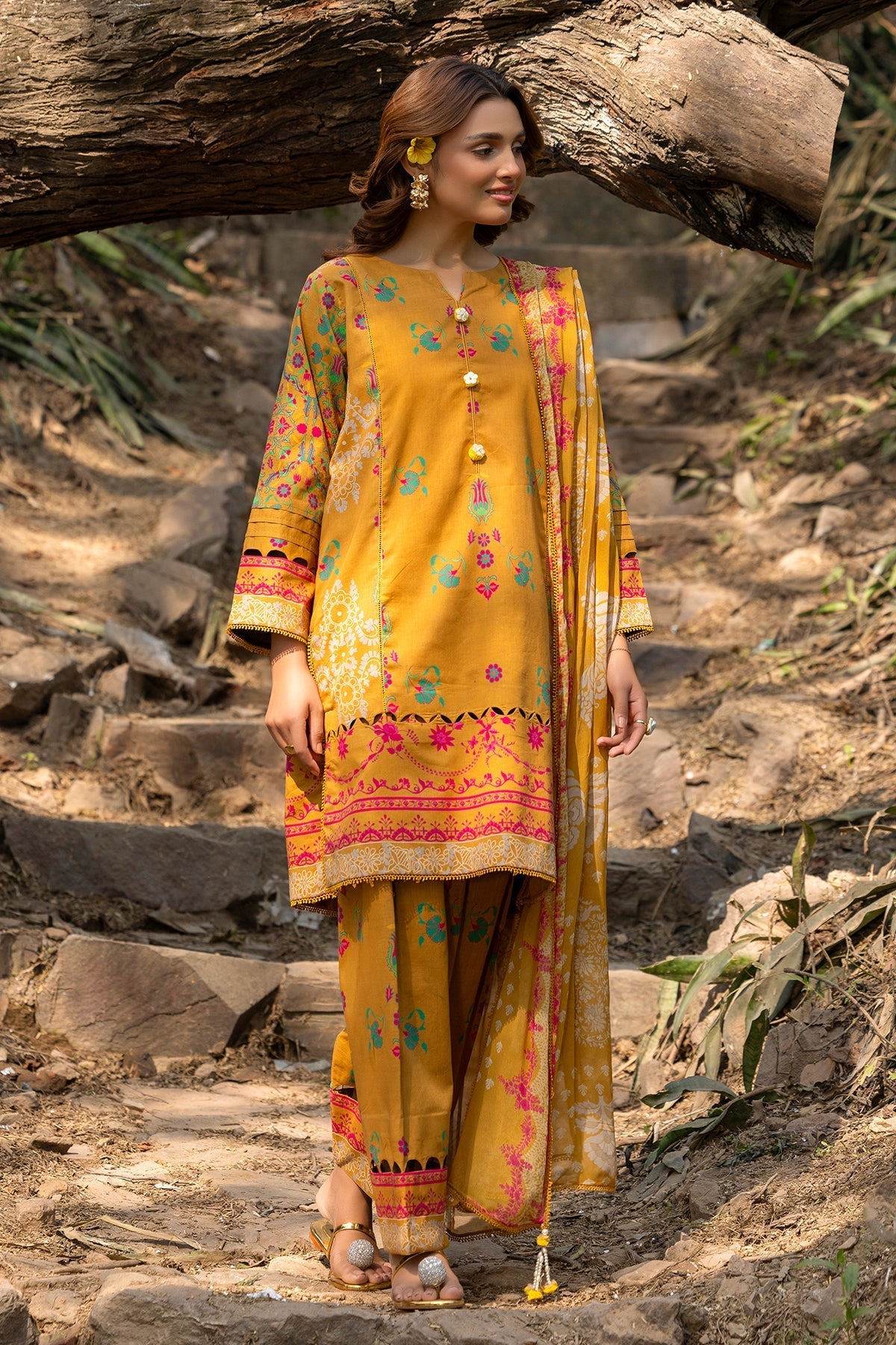 Charizma | C prints Lawn | CP5-13