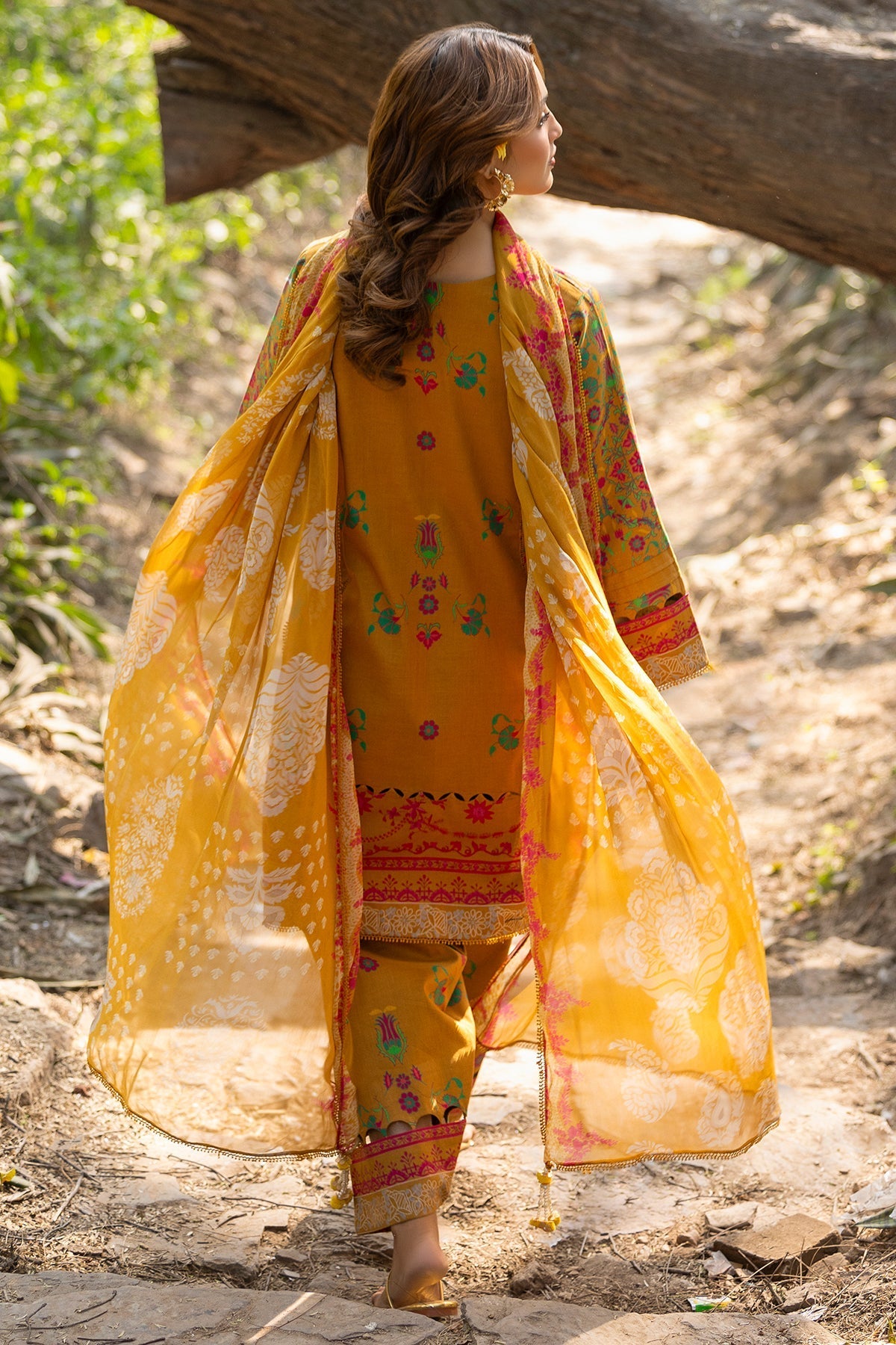 Charizma | C prints Lawn | CP5-13