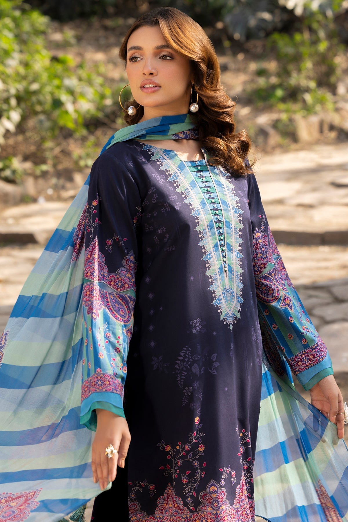 Charizma | C prints Lawn | CP5-20