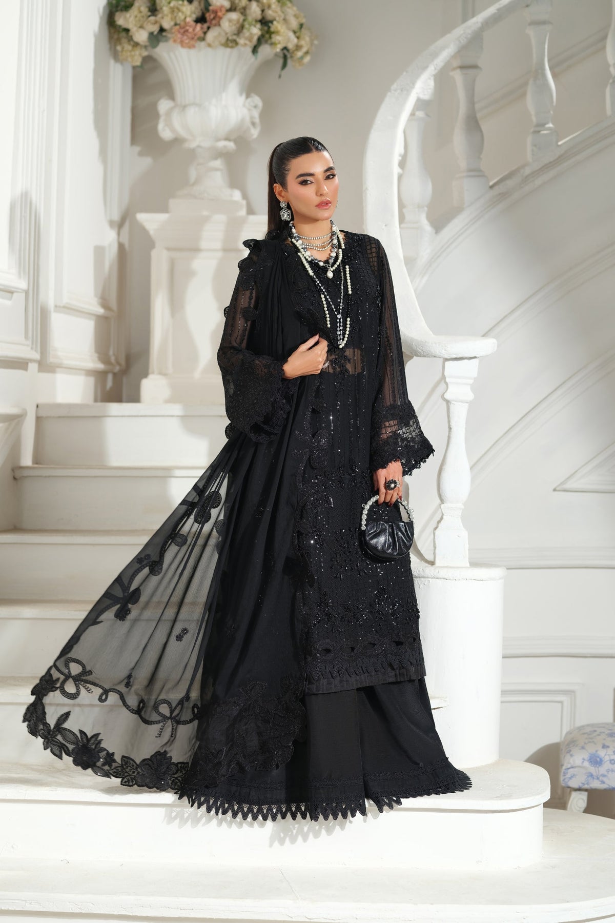 Maryam Hussain | Meer Embroidered Chiffon | Andaz Meer-01