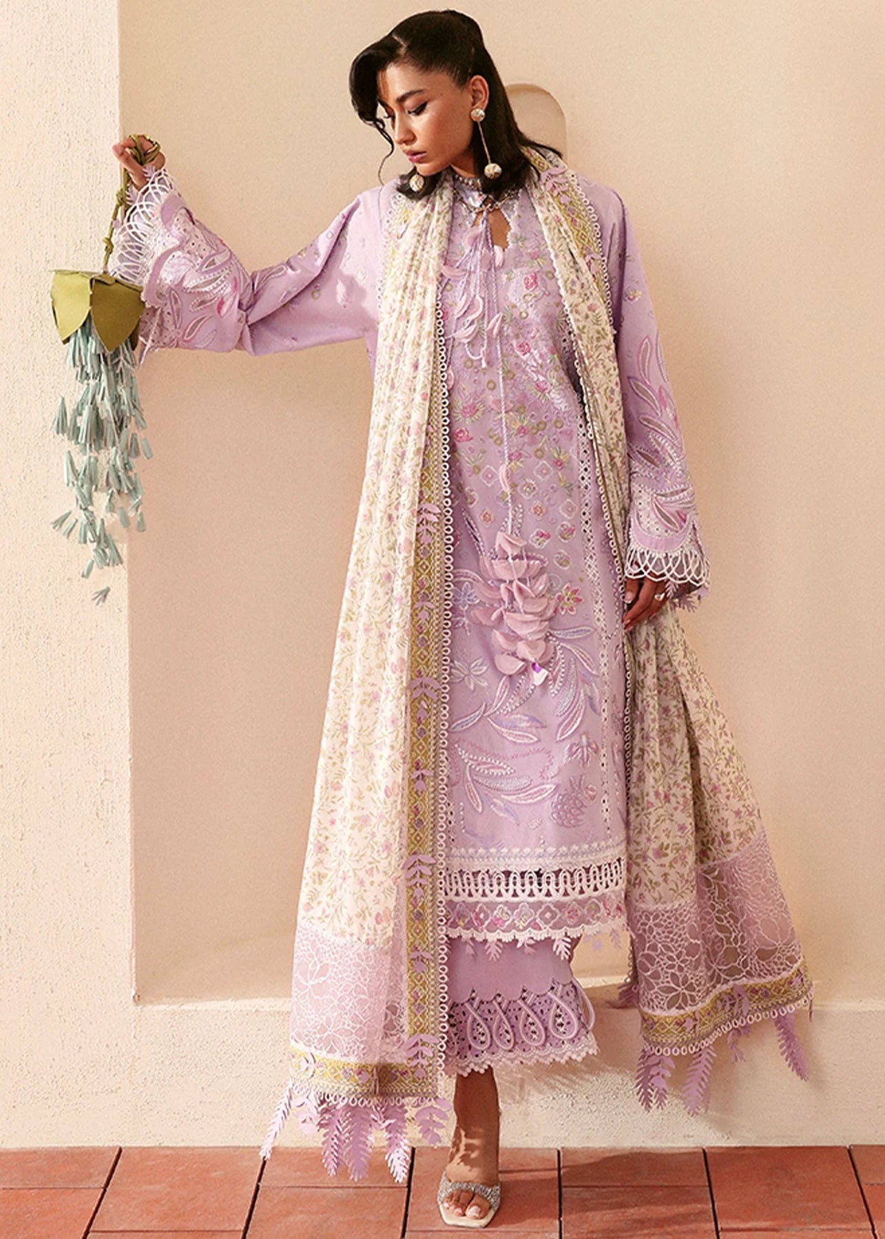 Suffuse | Luxury Lawn 25 | YASMIN