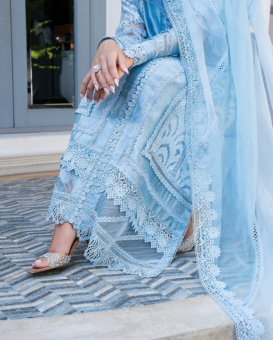 Mushq | Euphoria’26 | SAPPHIRE GLEAM