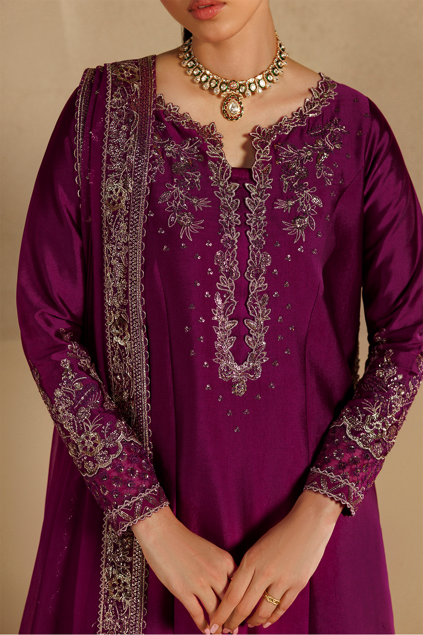 Iznik | Formals ‘26 | UE-736 Embroidered Sheesha Silk