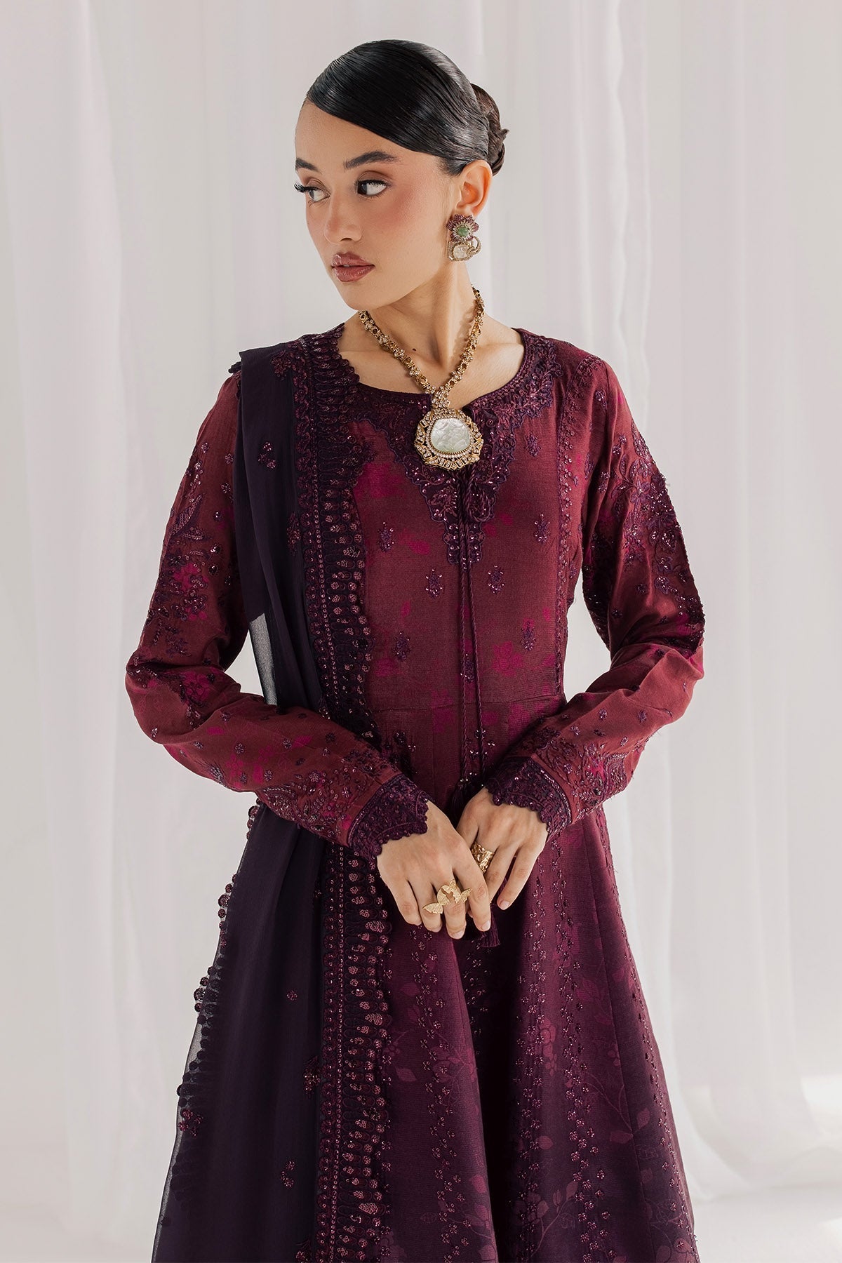 Nureh | Fancy Formal 26 | NP-810