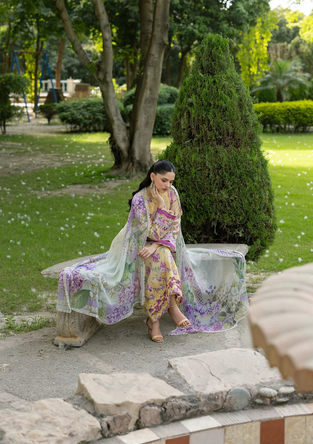 Elaf Premium | Signature Embroidered Lawn with Chiffon Collection 26 | ESG-7A STELLA