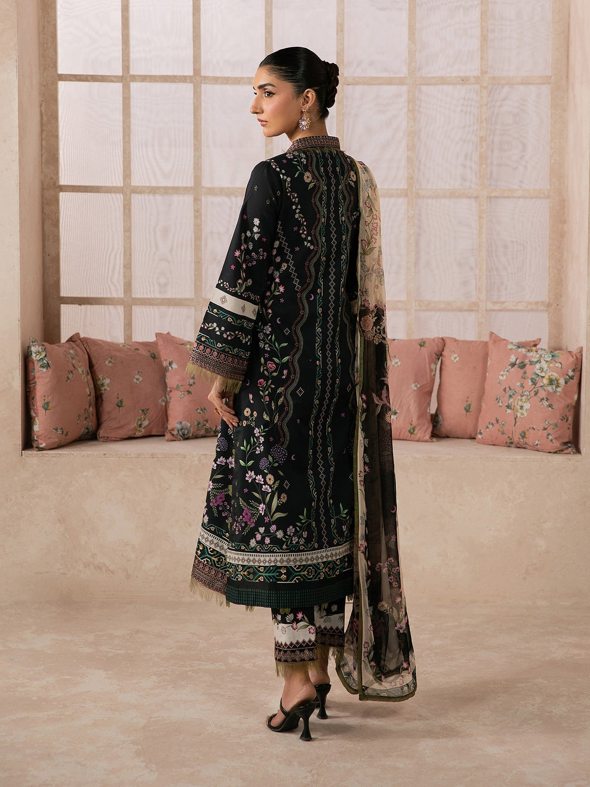 Gulaal | Syra Lawn 26 | Elina SKU D - 5