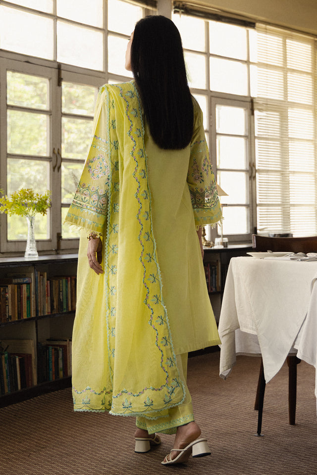 Zara Shahjahan | Pret 26 | Sunehri