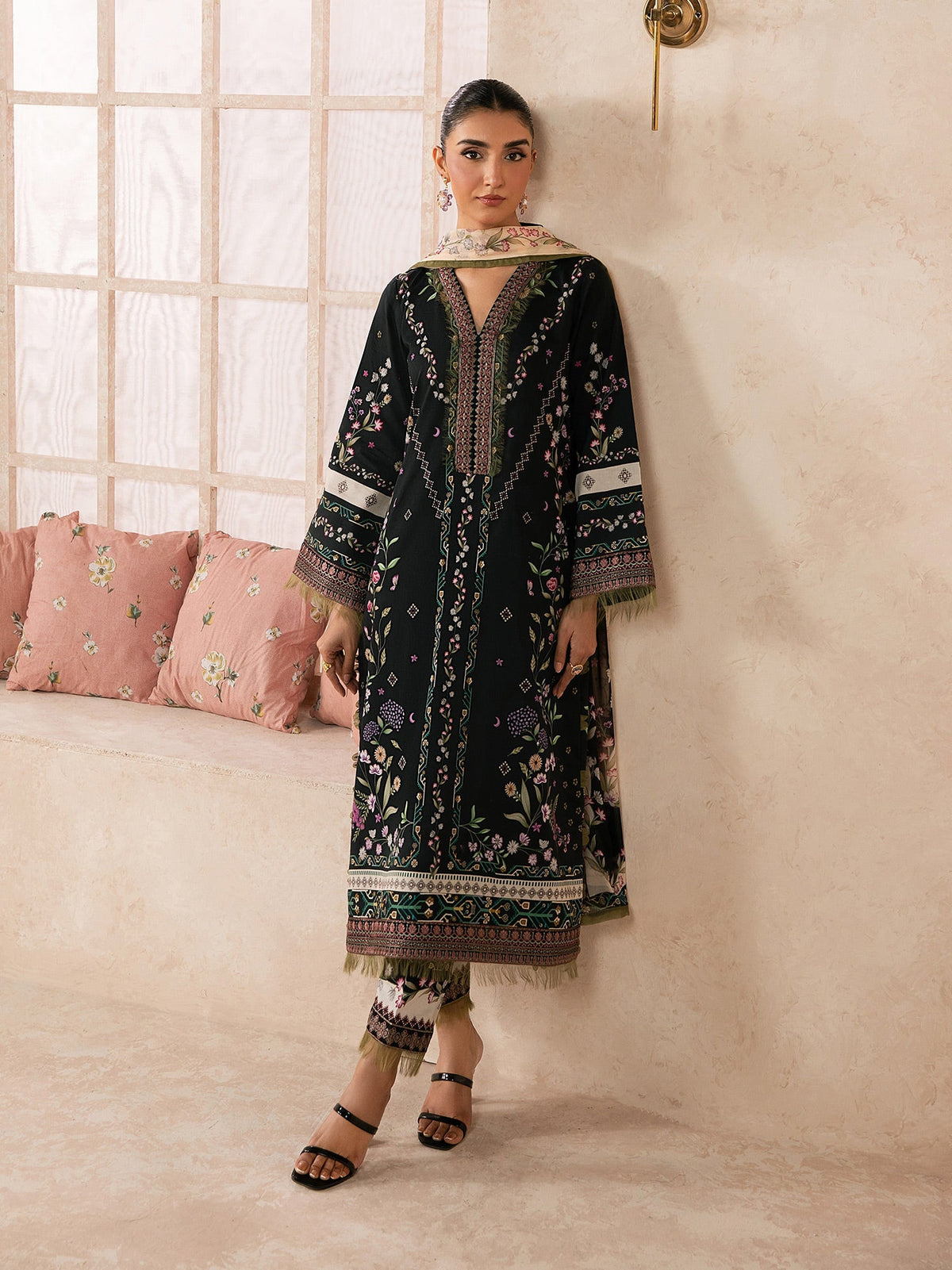 Gulaal | Syra Lawn 26 | Elina SKU D - 5