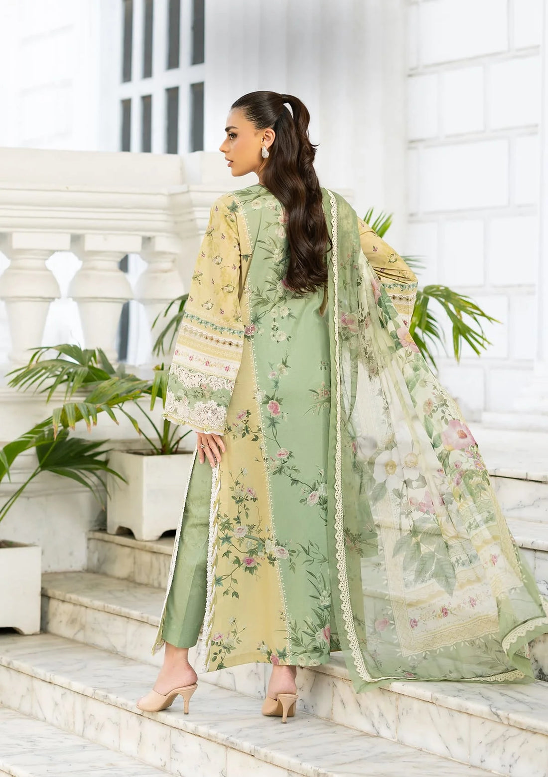 Elaf Premium | Signature Embroidered Lawn with Chiffon Collection 26 | ESG-1A ELARA