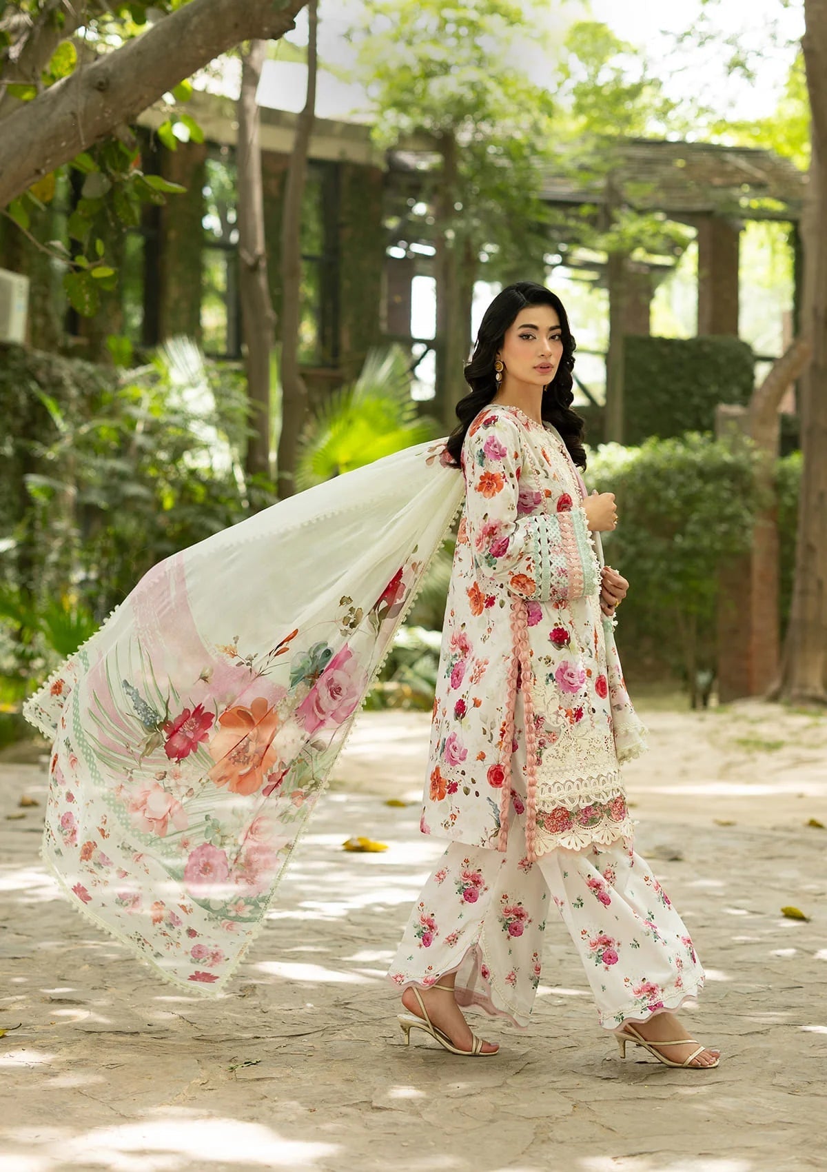 Elaf Premium | Signature Embroidered Lawn with Chiffon Collection 26 | ESG-4A CLAIRE