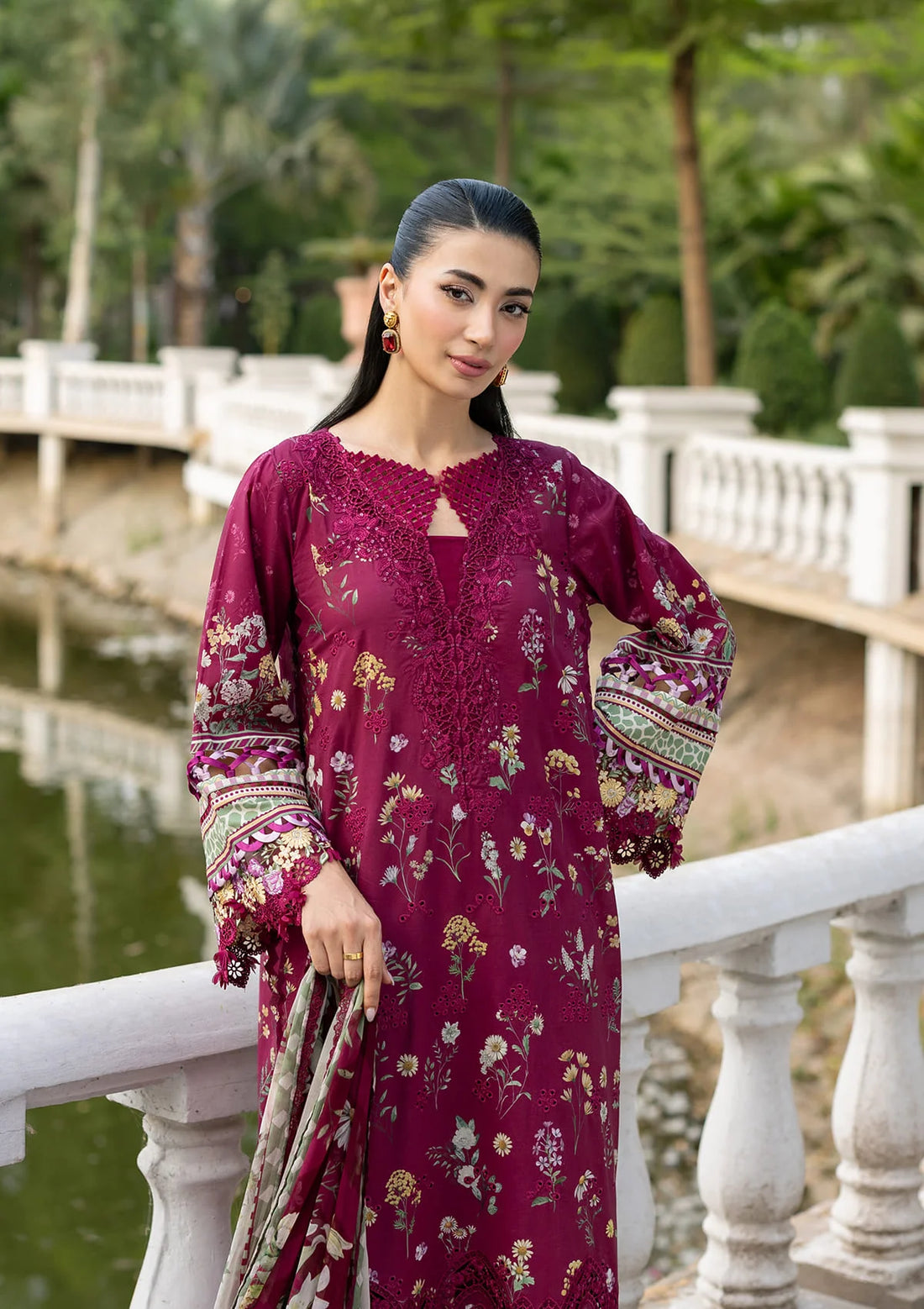 Elaf Premium | Signature Embroidered Lawn with Chiffon Collection 26 | ESG-2A NORA