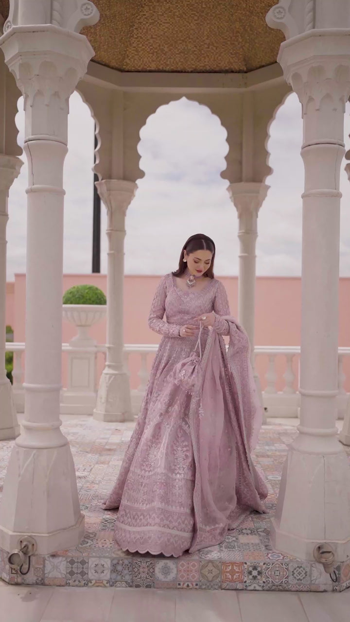 Faiza Saqlain | Formal'25 | Anysia (Pishwas)