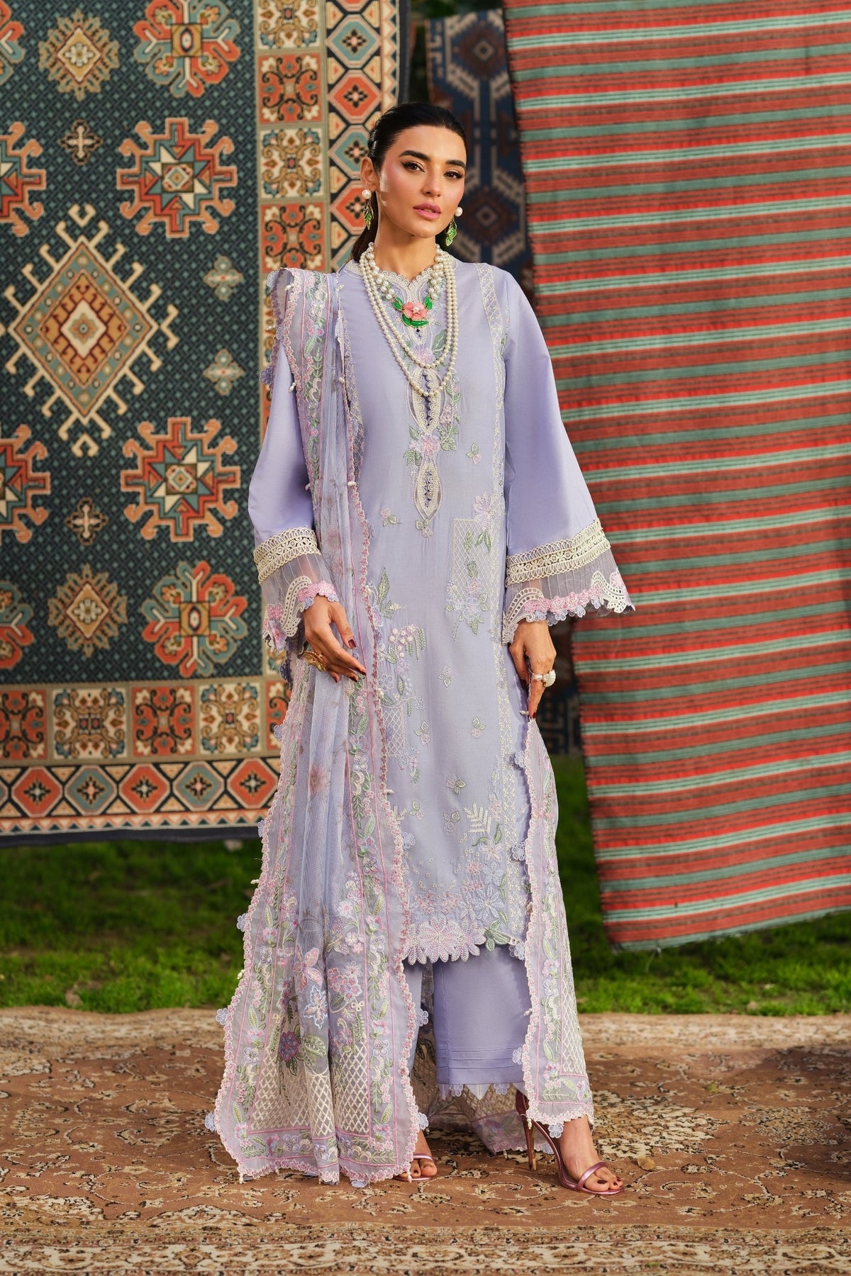 Maryam Hussain | Luxury Lawn 26 | Jasmine