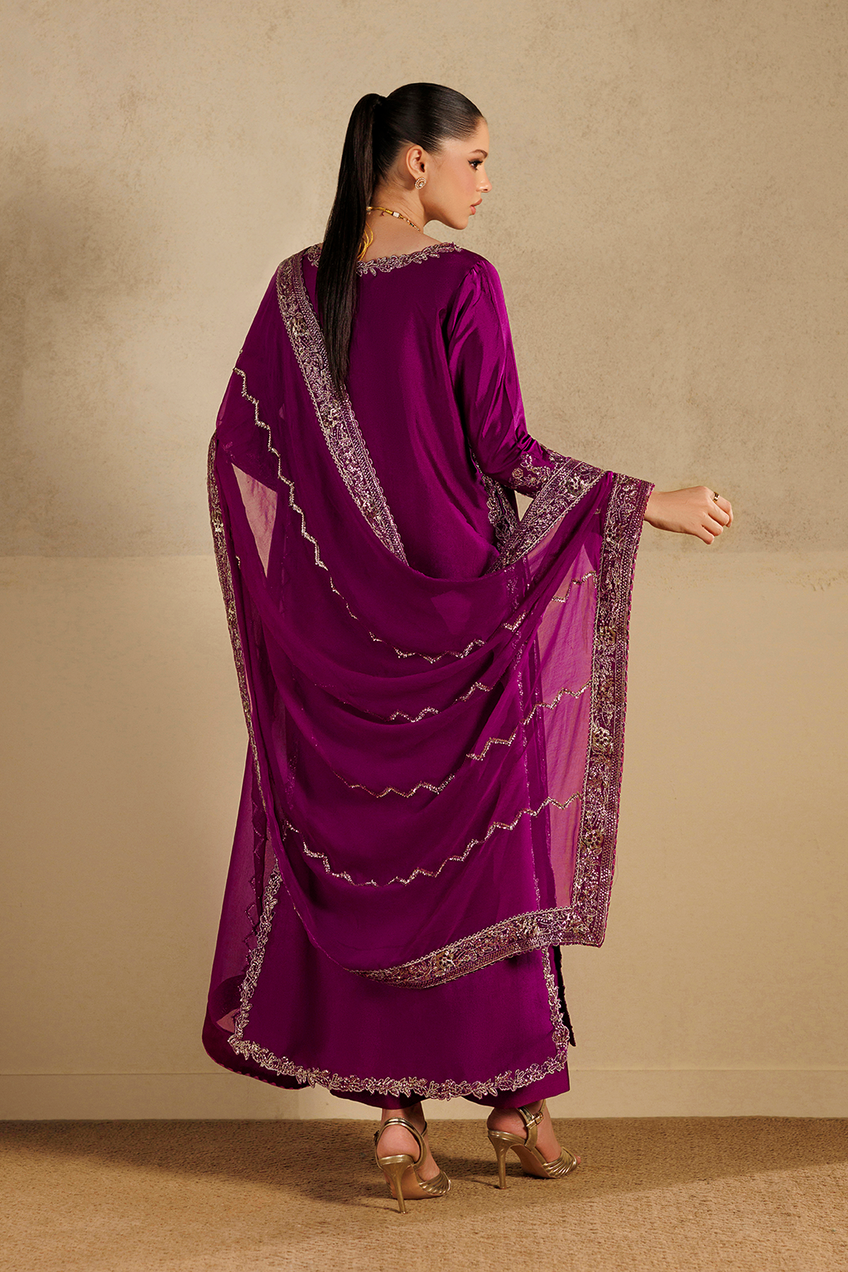 Iznik | Formals ‘26 | UE-736 Embroidered Sheesha Silk