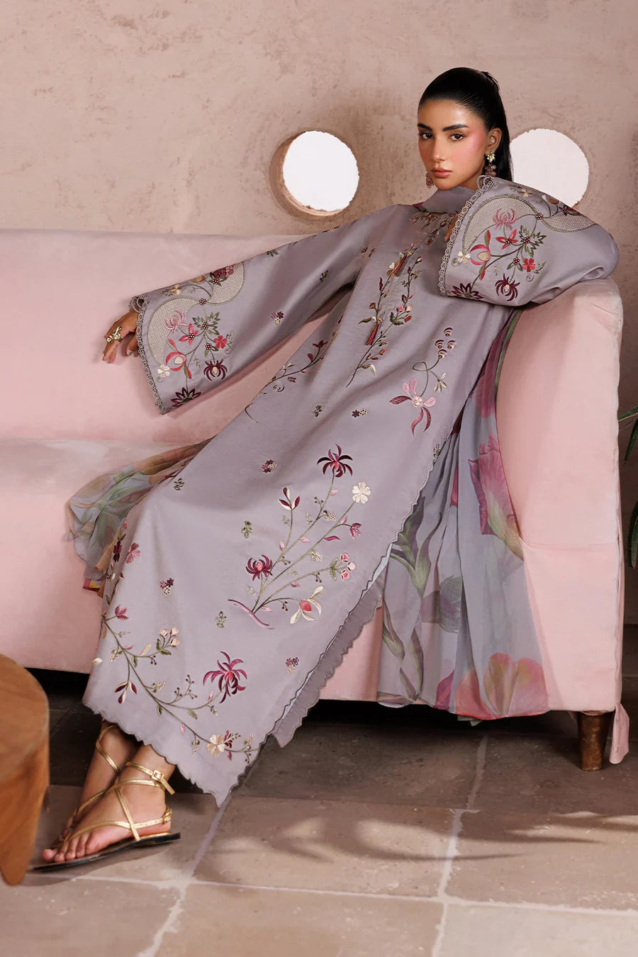 Iznik | Sunscape Lawn '26 | UE-699 Embroidered Lawn