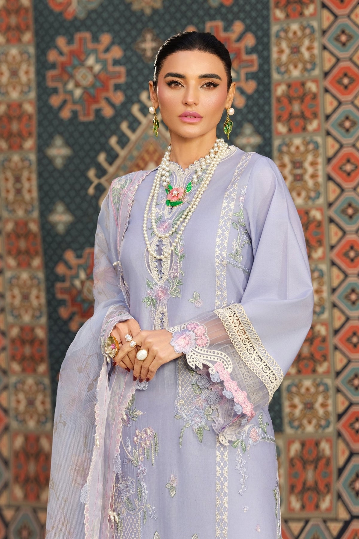 Maryam Hussain | Luxury Lawn 26 | Jasmine