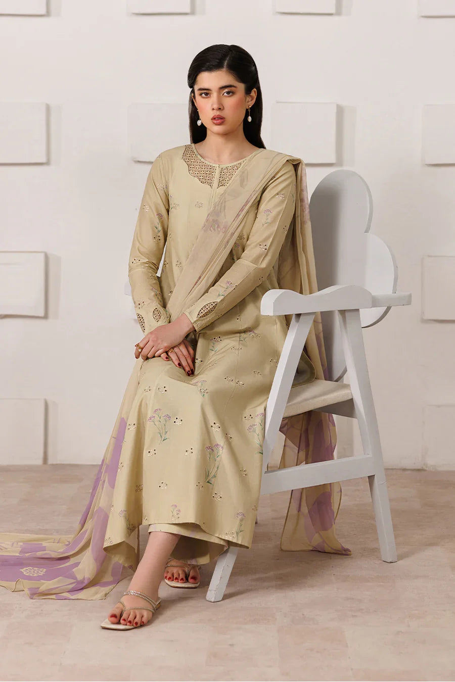 Iznik | Printed lawn vol II | UE-635 Printed Lawn
