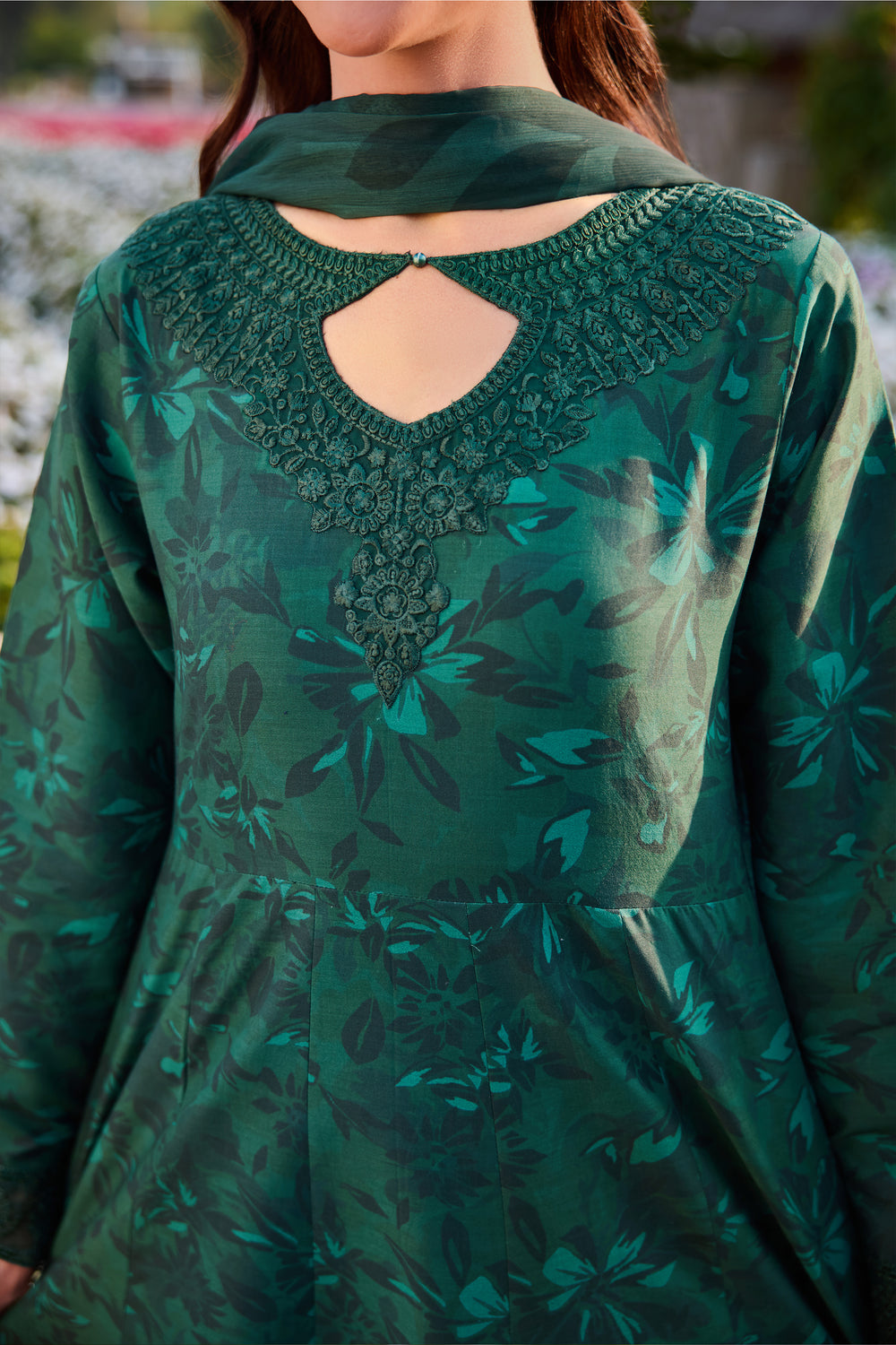 Farasha | Summer Escape 26 | Dusken Jade