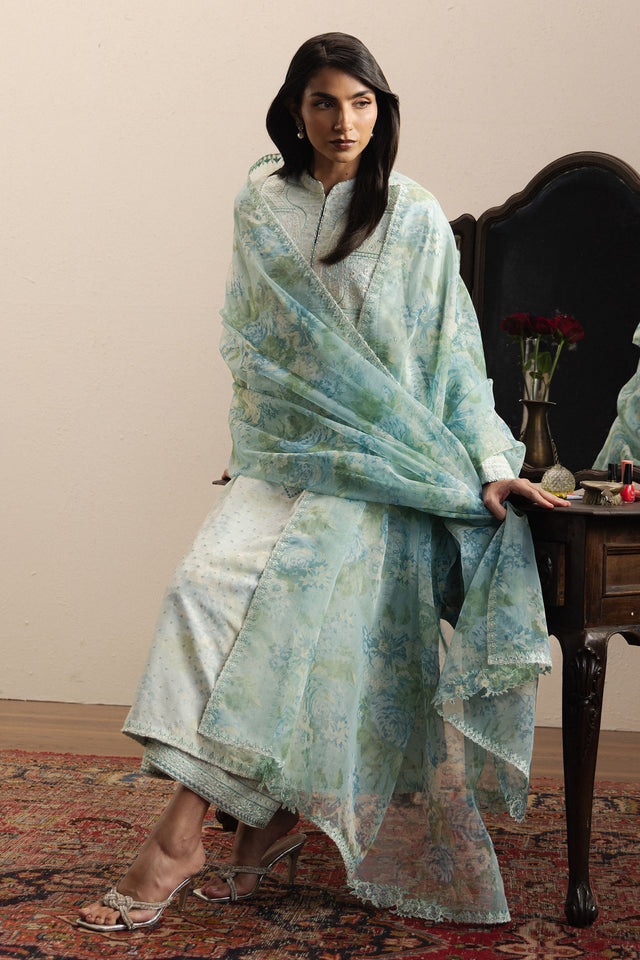 Zara Shahjahan | Festive 26 | Nazish