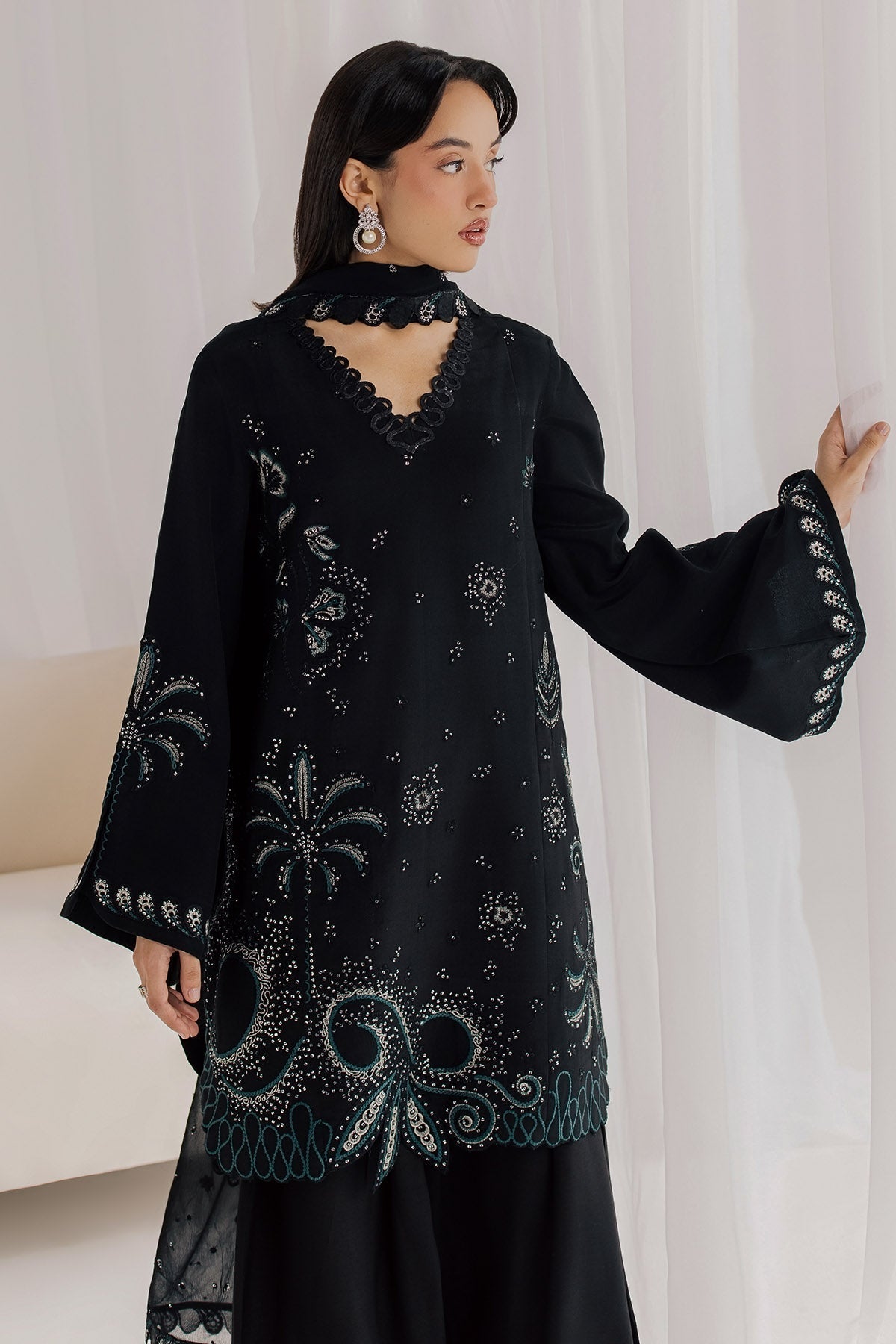 Nureh | Fancy Formal 26 | NP-811