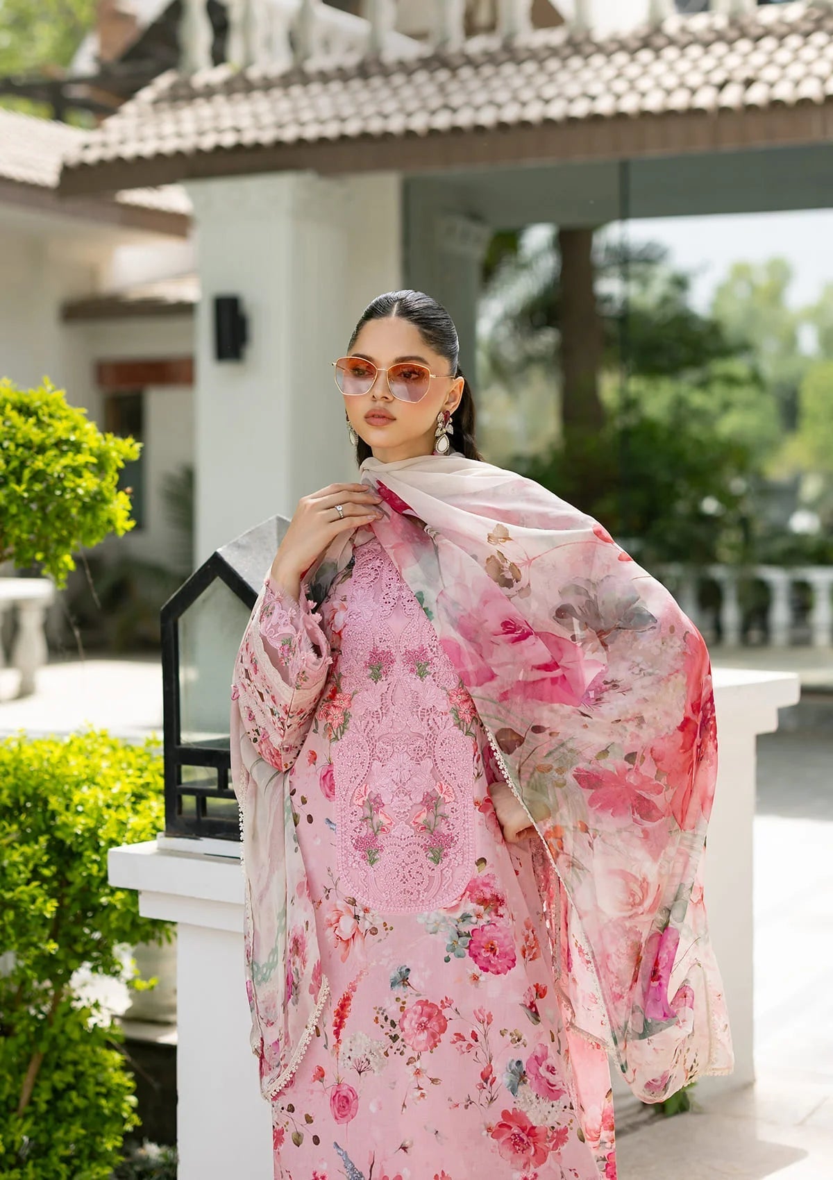 Elaf Premium | Signature Embroidered Lawn with Chiffon Collection 26 | ESG-4B MIRA