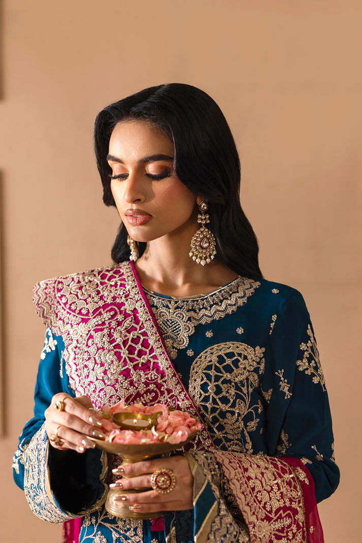 Emaan Adeel | Sheherzadi Formals 25 | KAVYA