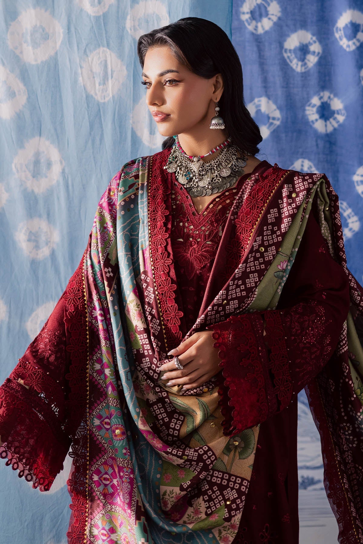 Nureh | Bazaar Luxe 25 | NE-204