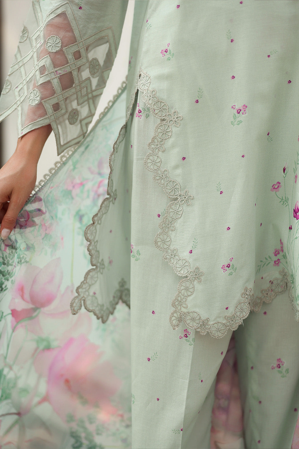 Iznik | lawn 26 | UE-500