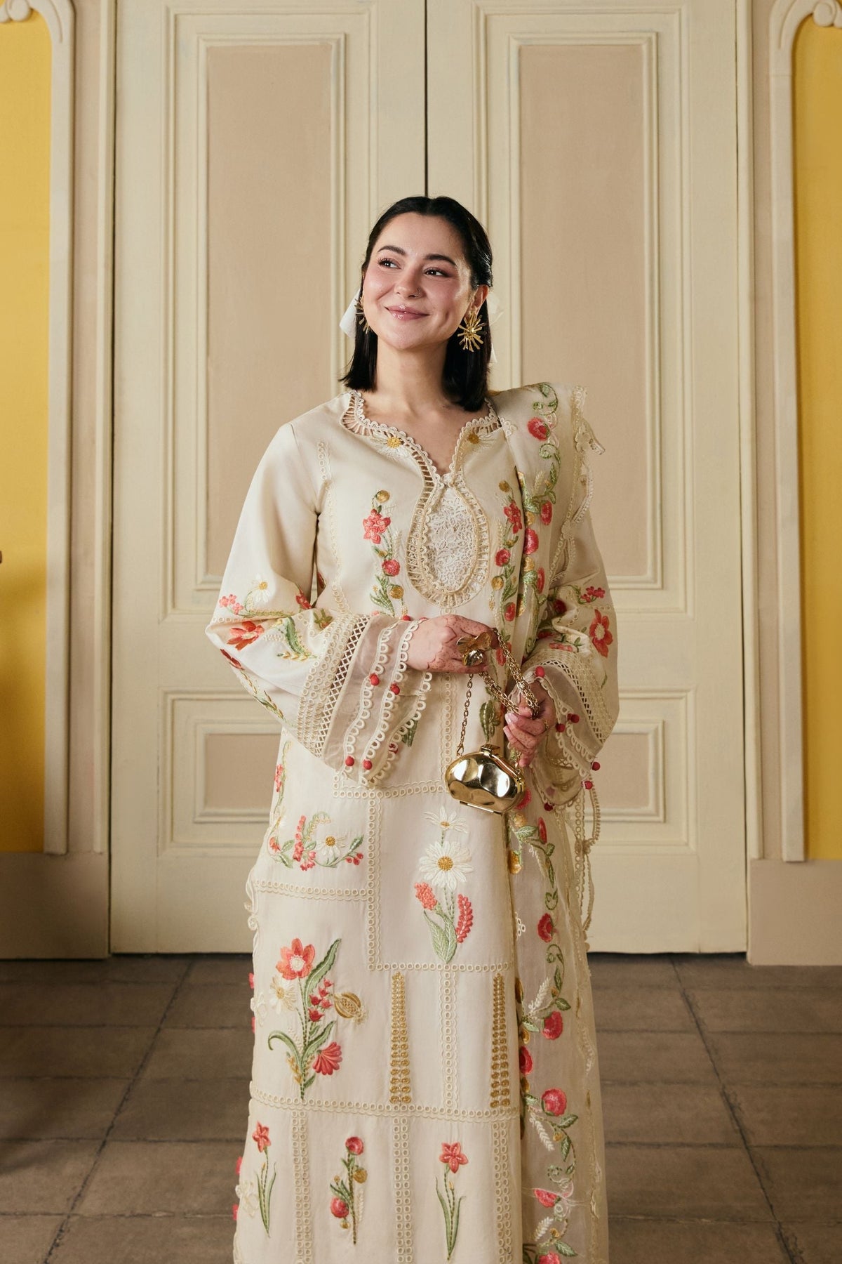 Maryam Hussain | Luxury Lawn 26 Vol 2 | Hala