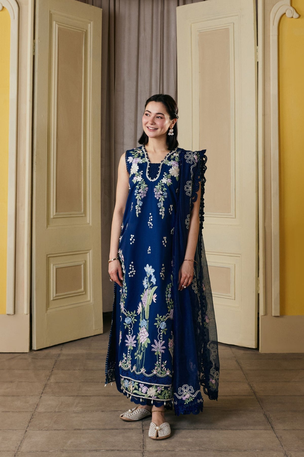 Maryam Hussain | Luxury Lawn 26 Vol 2 | Sanam