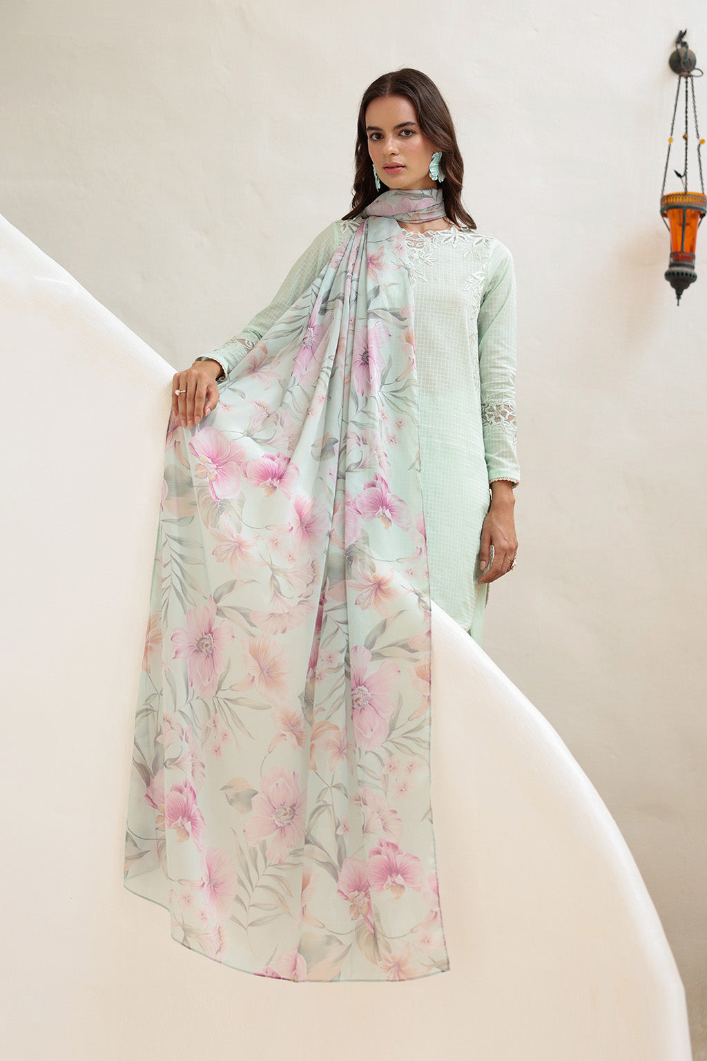 Iznik | lawn 26 | UE-521