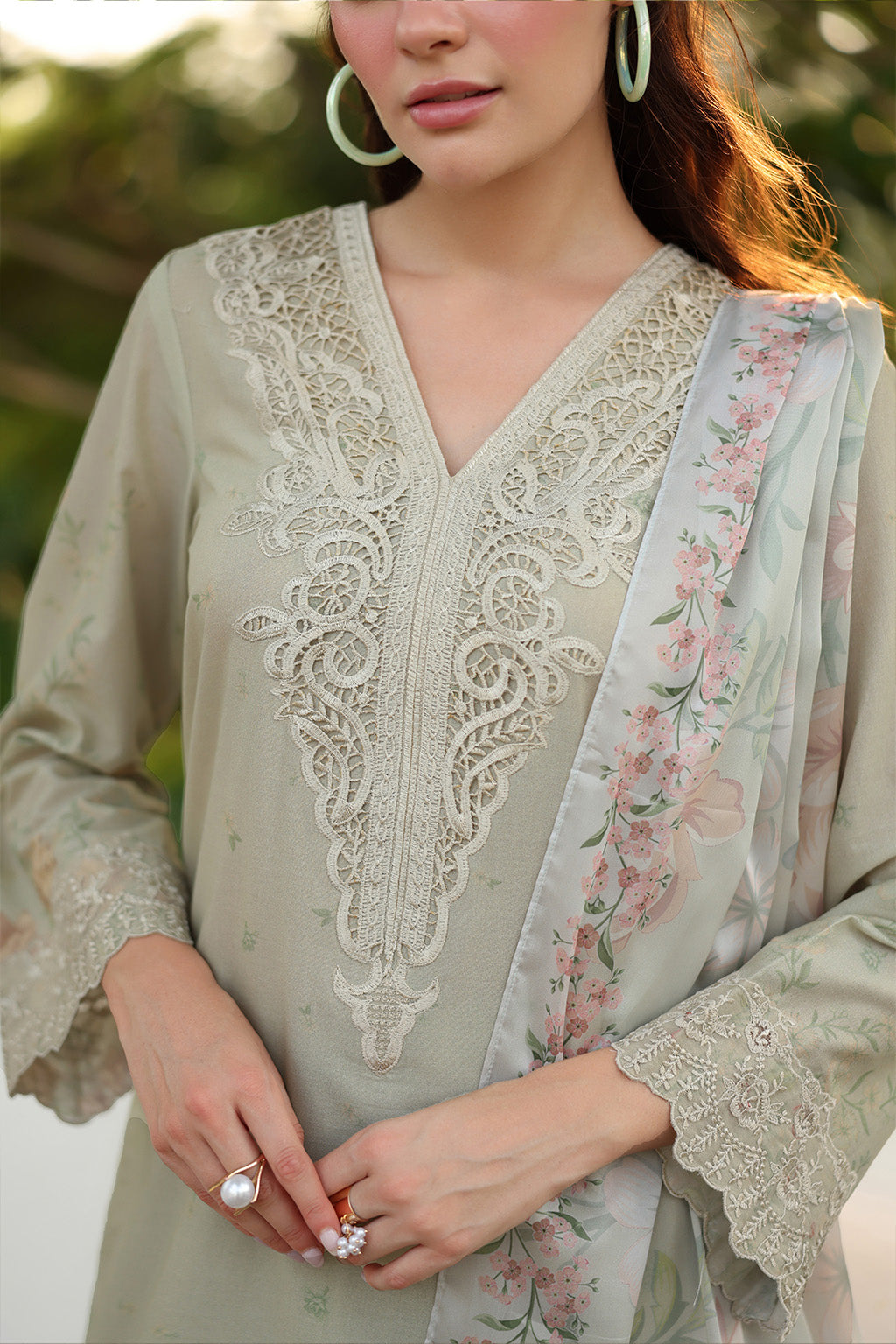 Iznik | lawn 26 | UE-490