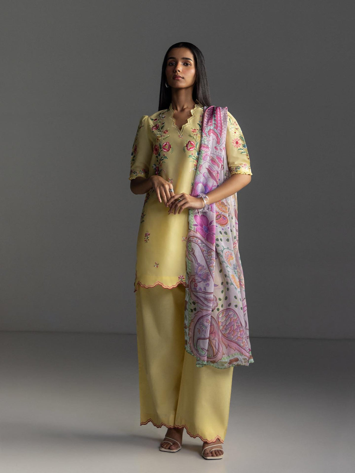 Zara Shahjahan | Coco Lawn 26 | Seren-5B