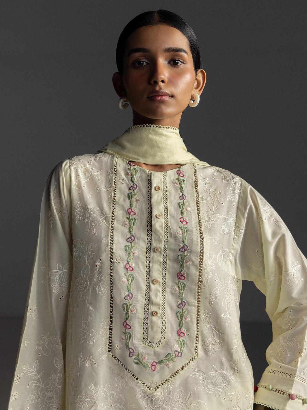 Zara Shahjahan | Coco Lawn 26 | Liora-8B