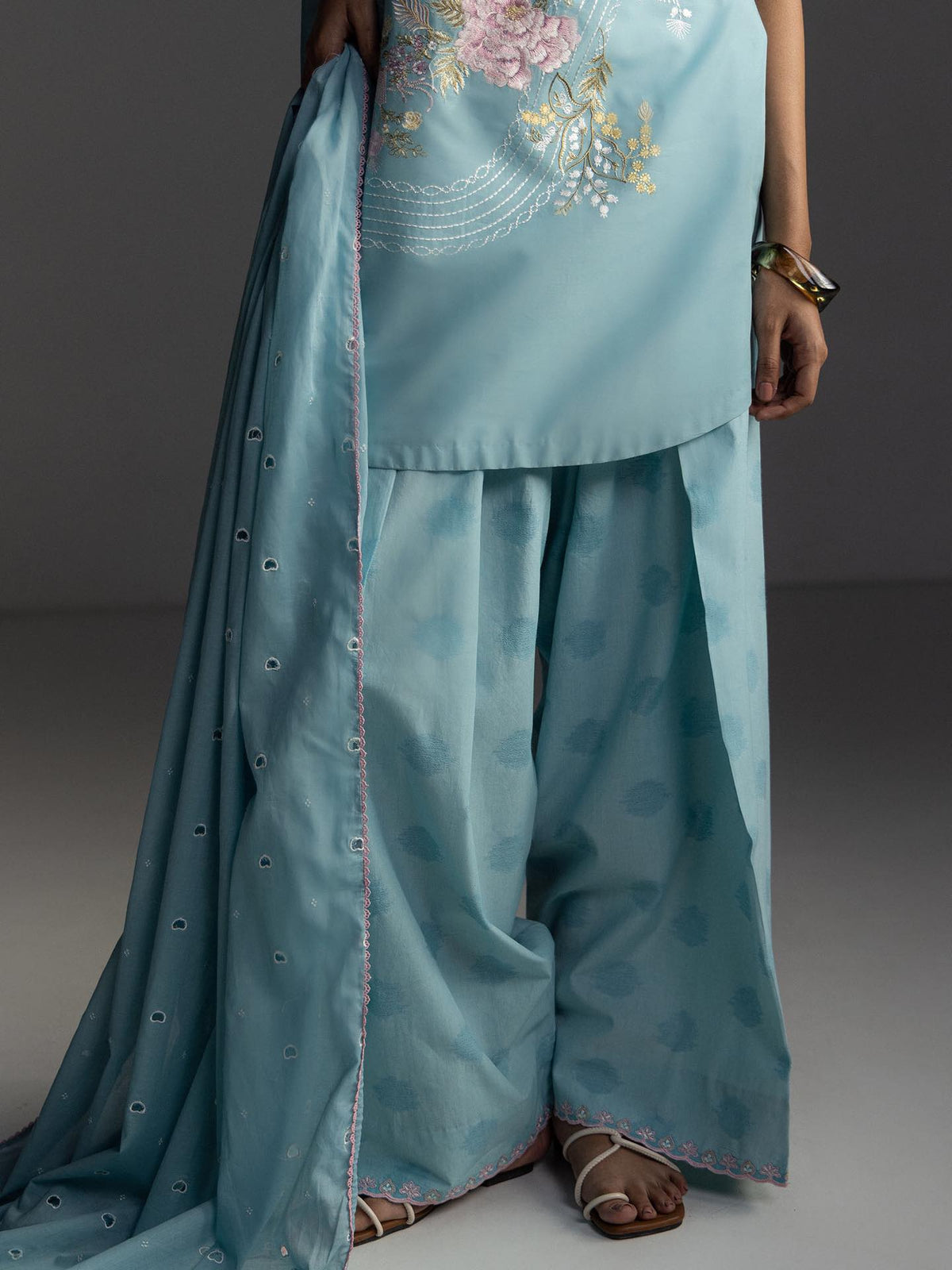 Zara Shahjahan | Coco Lawn 26 | Evia-9B