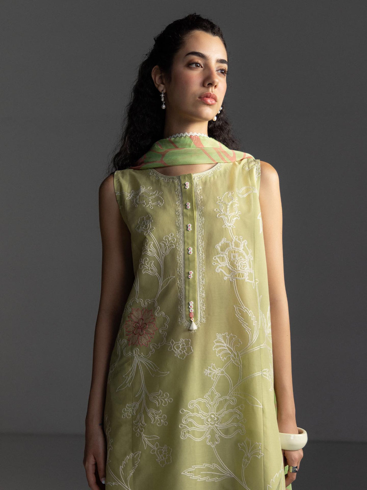 Zara Shahjahan | Coco Lawn 26 | Isla-4B