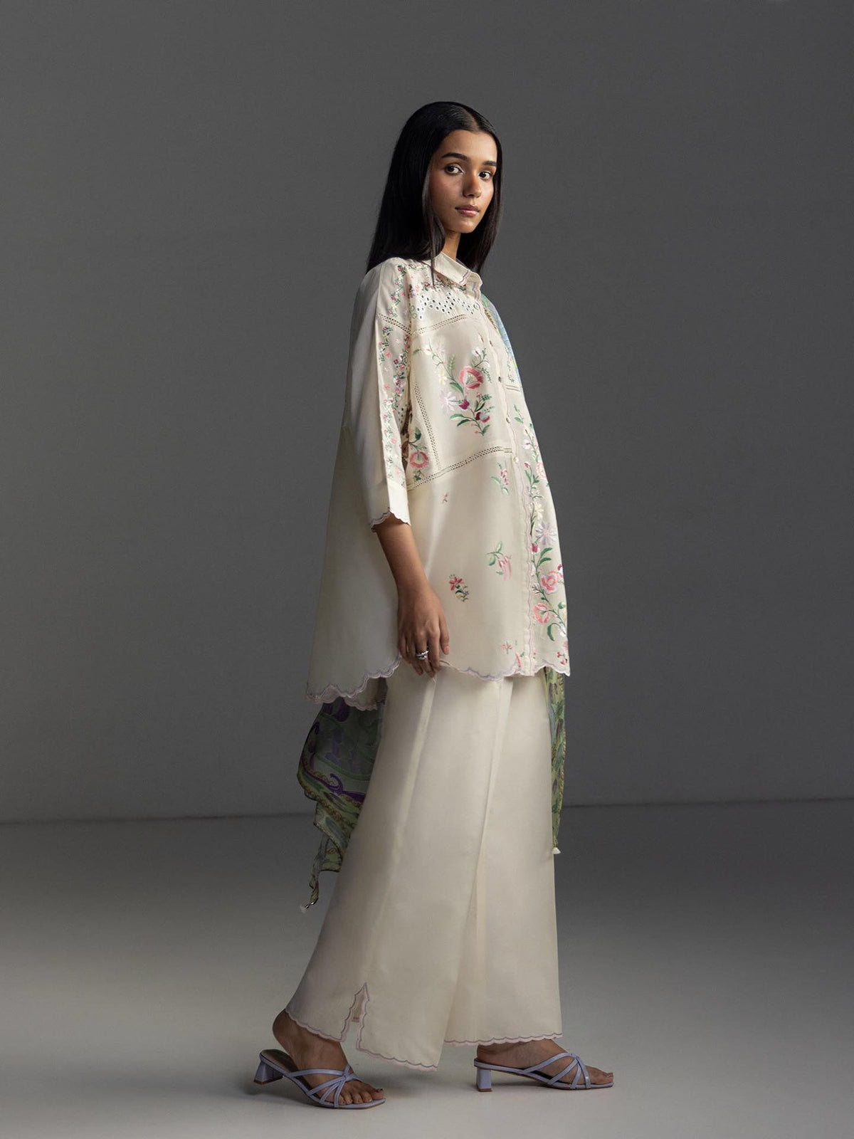 Zara Shahjahan | Coco Lawn 26 | Seren-5A