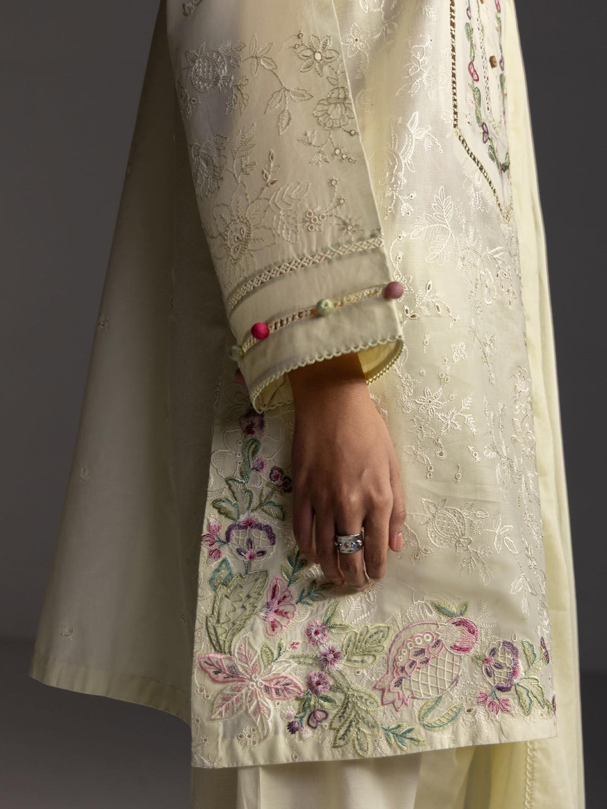 Zara Shahjahan | Coco Lawn 26 | Liora-8B