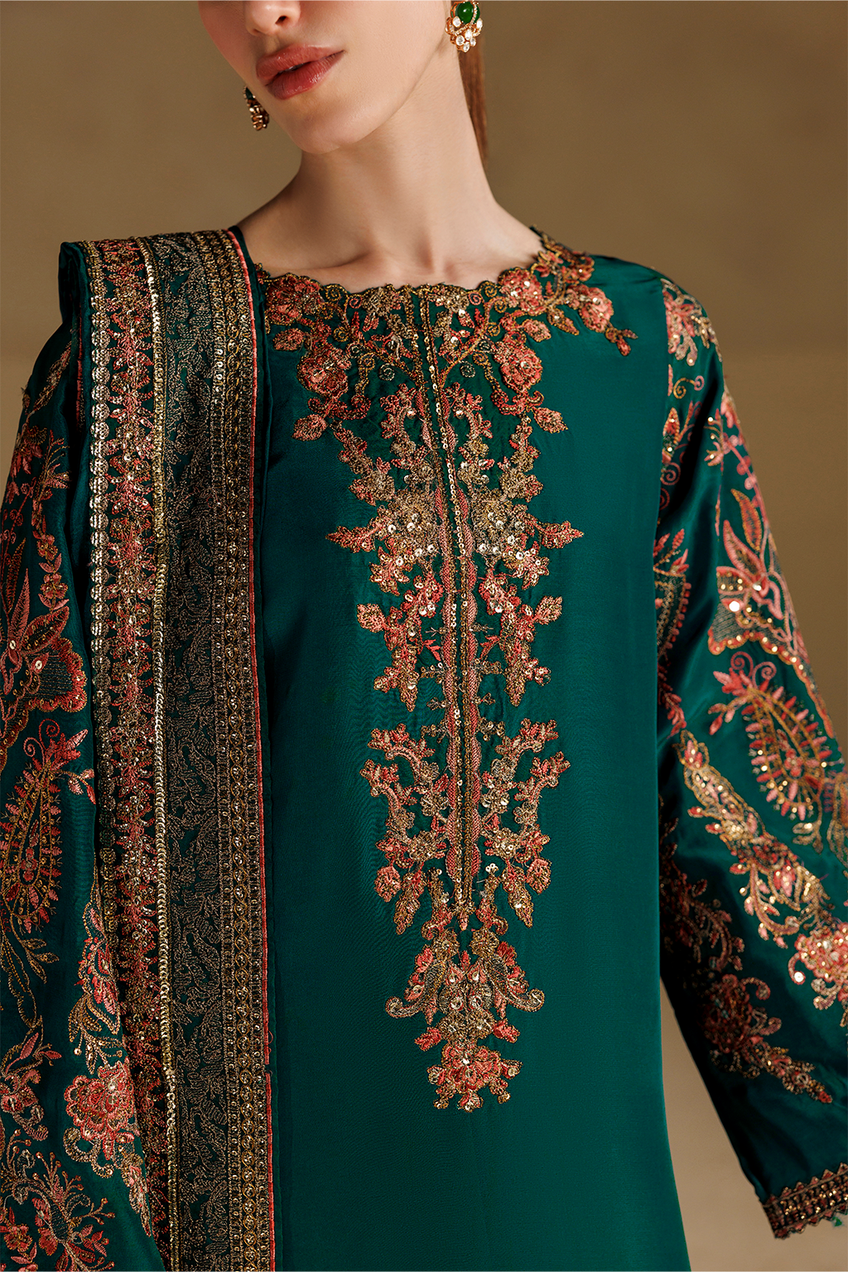 Iznik | Formals ‘26 | UE-738 Dyed Pure Ramen Silk
