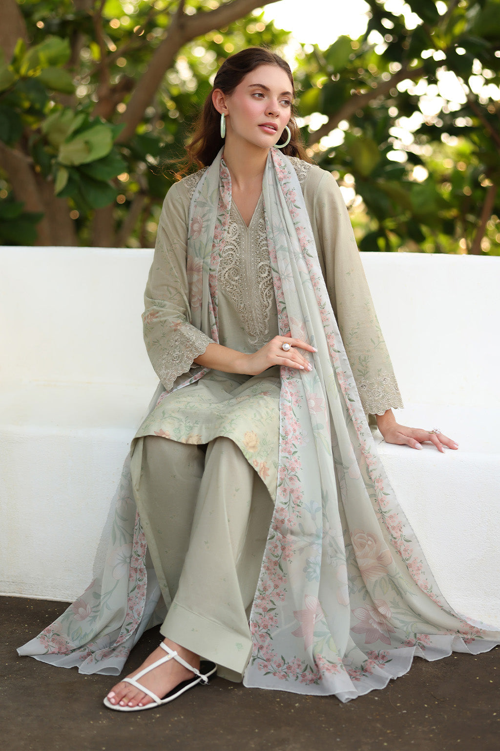 Iznik | lawn 26 | UE-490